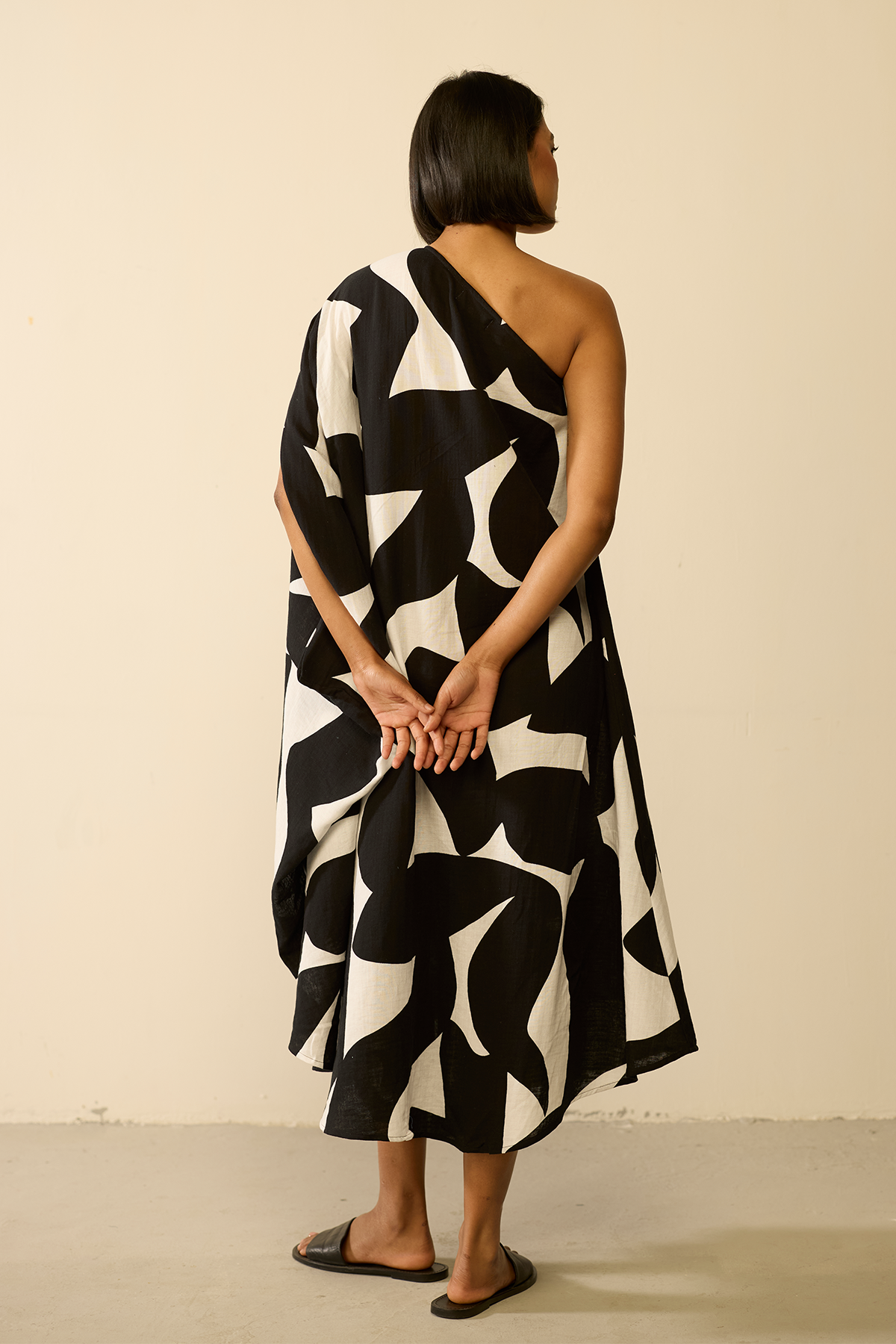 Elena Tunic : Nyra